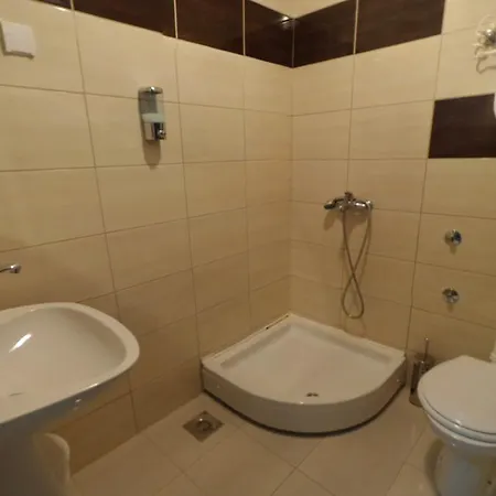 Jet Set Prenociste Novi Sad